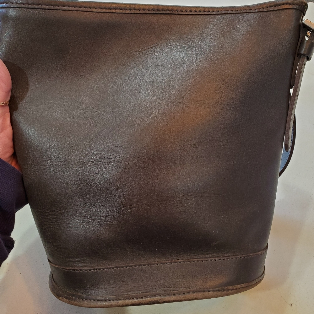 Leather bucket bag